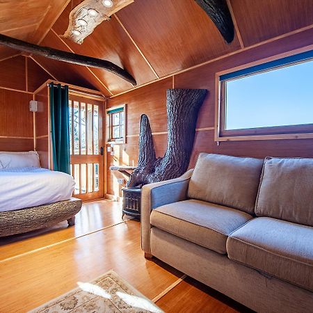 Oakside Tree Tops Canterbury Room photo
